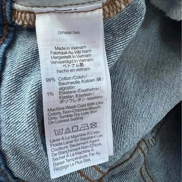 Madewell The Petite Perfect Vintage Wide-Leg Crop Jean, Bright Medium Blue, 24P - Picture 9 of 11